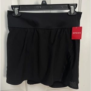 SPANX skort New with tags Black Size Medium